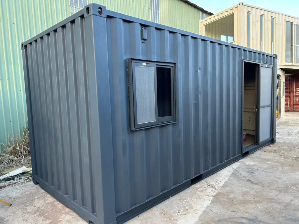 農地貨櫃套房 - 側面